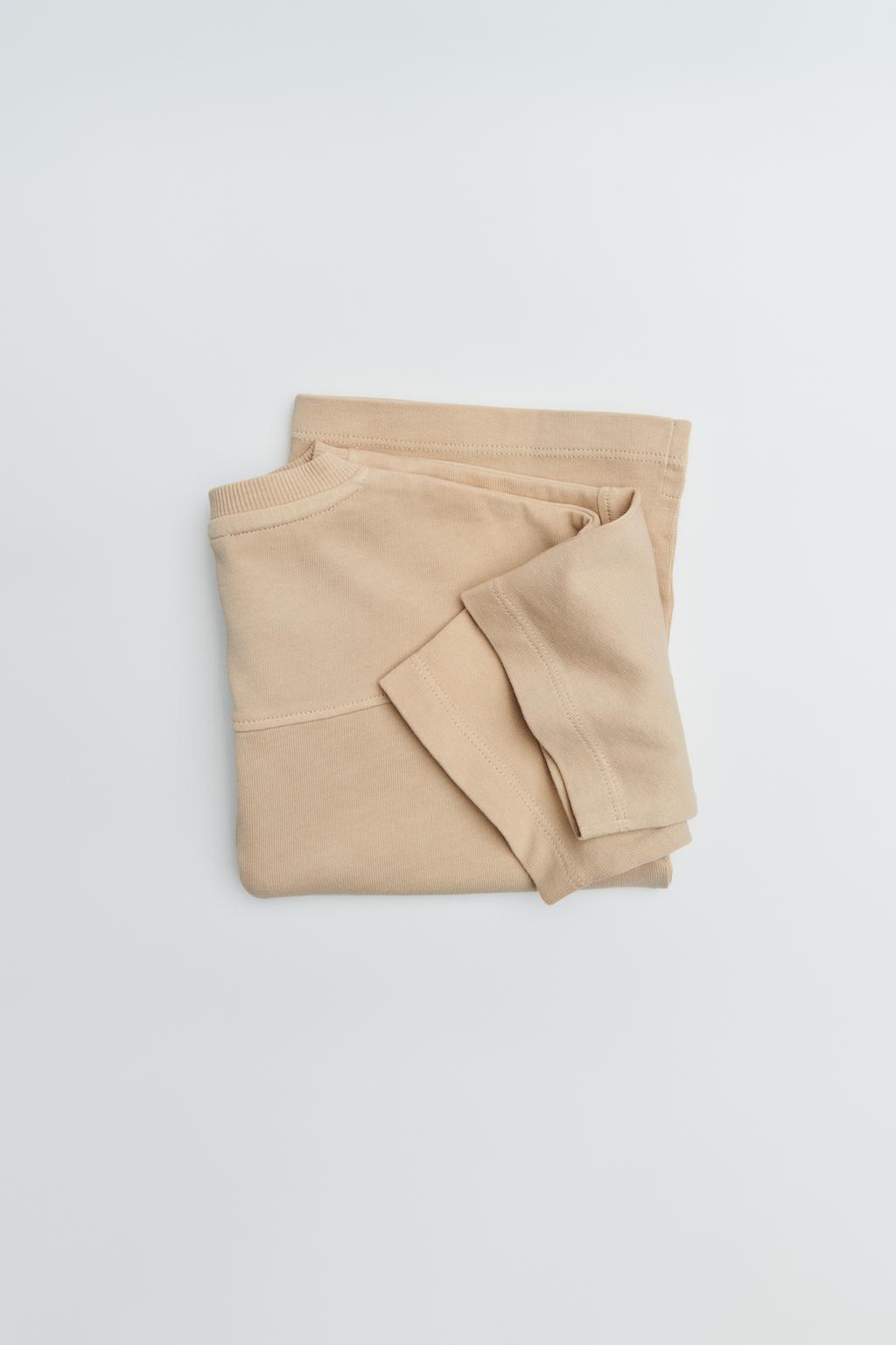 КОМПЛЕКТ ИЗ ОДНОТОННОЙ ФУТБОЛКИ И БРЮК  WIDE LEG