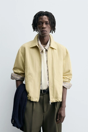 Укороченная куртка структурного кроя- Заказать в России