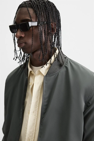 Легкая куртка-бомбер- Заказать в России