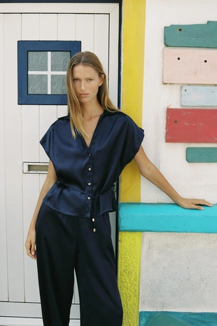 Купить Zara Атласная рубашка с поясом