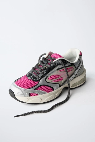 Спортивные кроссовки с сеткой- Заказать в России