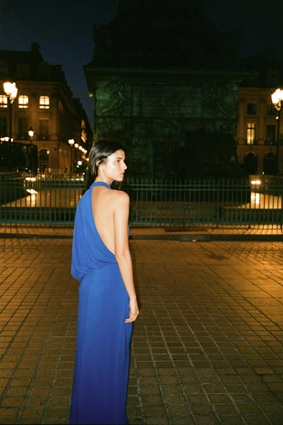 Платье со сборками и пелериной- Заказать в России