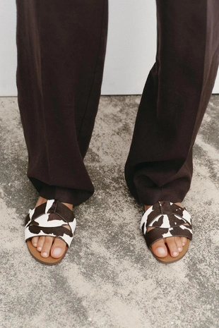 Кожаные плоские сандалии- Заказать в России