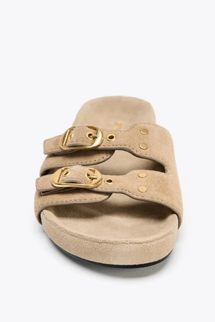 Замшевые сандалии с пряжками- Заказать в России