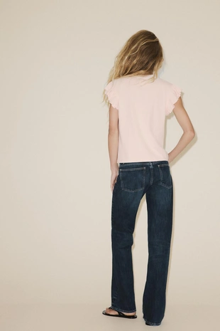 Футболка с розами и рельефом- Заказать в России