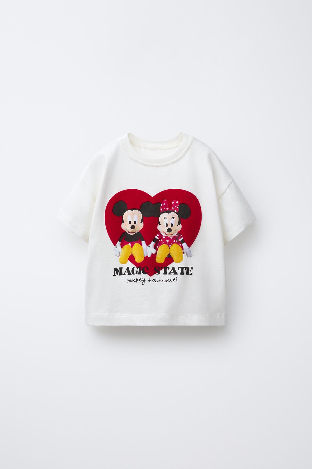 ФУТБОЛКА С РЕЛЬЕФНЫМ ПРИНТОМ MICKEY Y MINNIE MOUSE © DISNEY