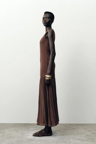 Трикотажное платье с комбинированной отделкой- Заказать в России