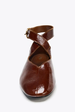 Лакированные балетки с пряжкой- Заказать в России