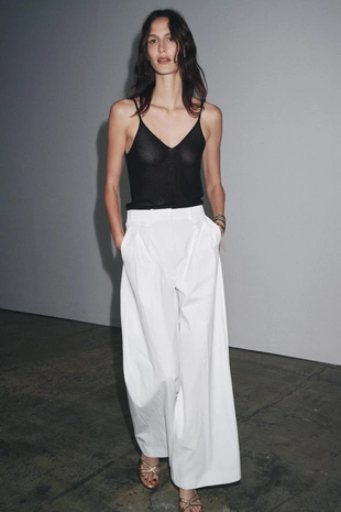 Брюки с защипами из технологичной ткани — ZW COLLECTION- Заказать в России