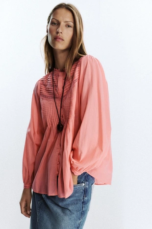 Романтичная блузка с кружевом- Заказать в России