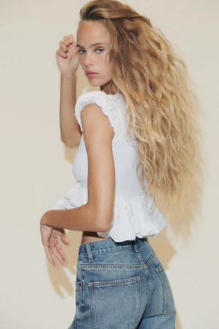 Комбинированная футболка с бантом- Заказать в России