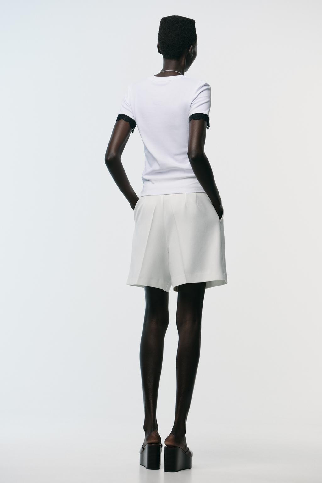 ФУТБОЛКА С КРУЖЕВНЫМИ РУКАВАМИ