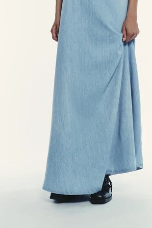 Джинсовое платье-миди TRF- Заказать в России