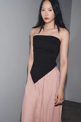 Топ без бретелей асимметричного кроя- Заказать в России