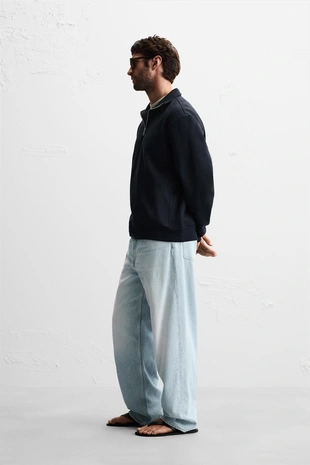 Базовая толстовка с воротником на молнии