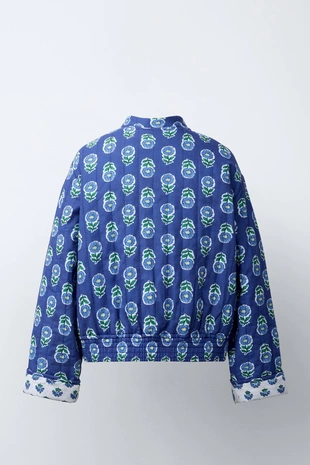 Стеганая куртка с цветочным принтом- Заказать в России