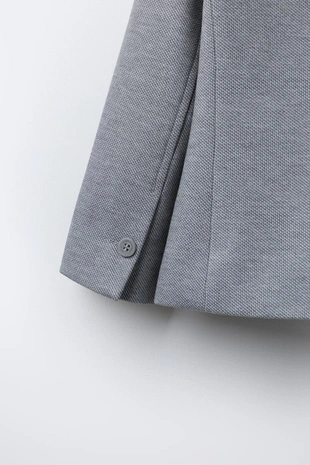 Приталенный костюмный блейзер- Заказать в России