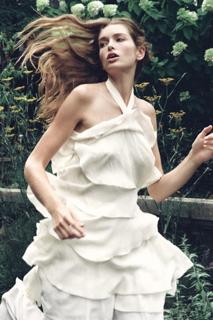 Мини-платье с воланами- Заказать в России