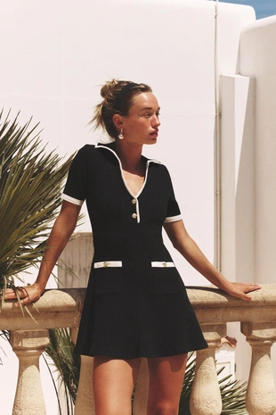 Платье в рубчик с металлическими пуговицами- Заказать в России