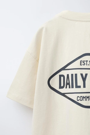 Футболка с принтом логотипа- Заказать в России