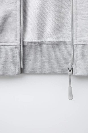 Худи с вышитой надписью- Заказать в России