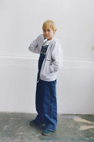 Худи с вышитой надписью- Заказать в России