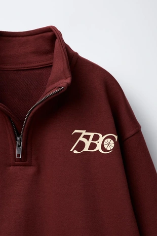 Комплект из толстовки на молнии и брюк-джоггеров с текстом- Заказать в России