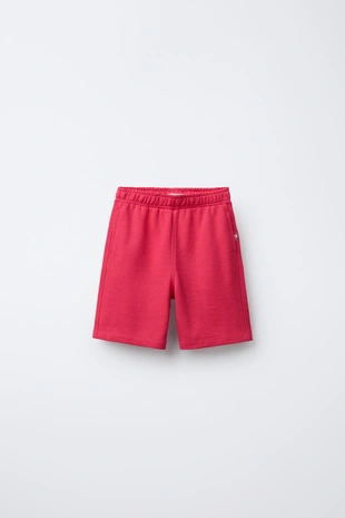 Комплект из толстовки с капюшоном и шортов с надписью- Заказать в России