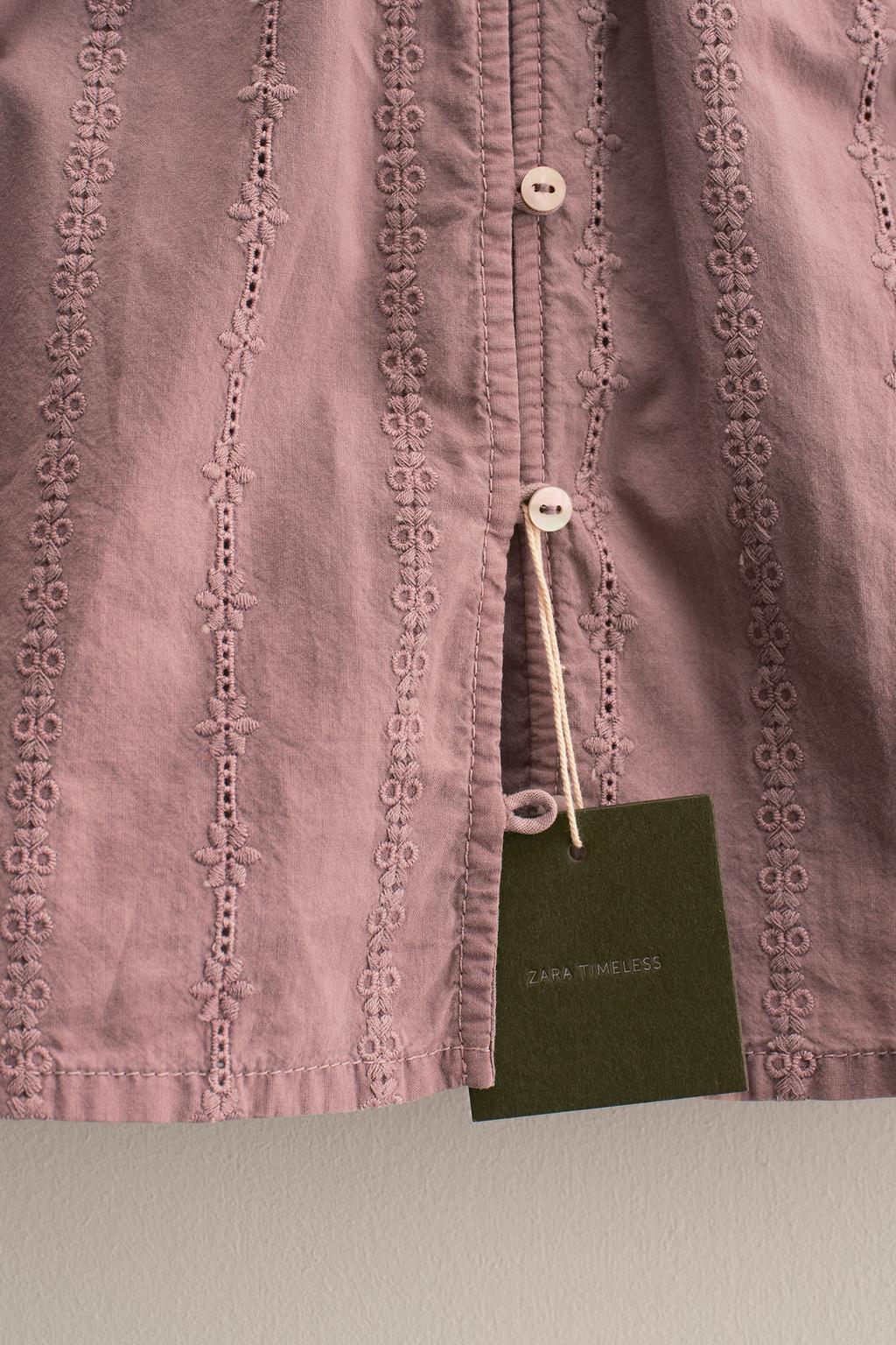 ZARA TIMELESS — БЛУЗА СО ШВЕЙЦАРСКОЙ ВЫШИВКОЙ
