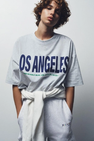 Футболка оверсайз с текстом