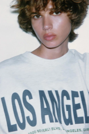 Футболка оверсайз с текстом- Заказать в России