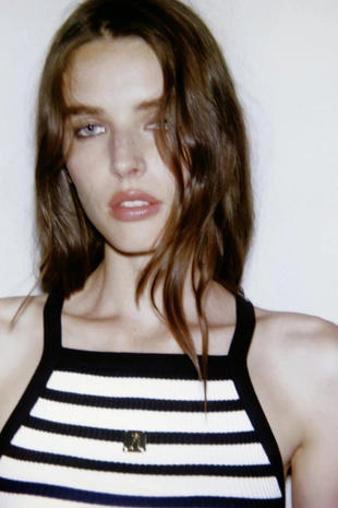 Топ в полоску с брошью ZARA- Заказать в России