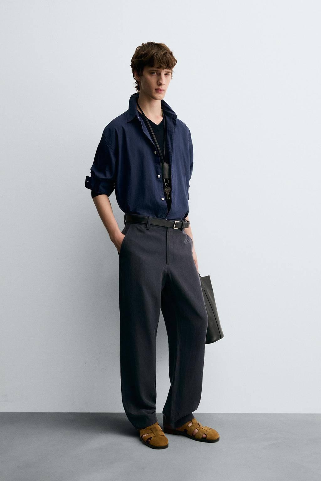 СТРУЯЩИЕСЯ БРЮКИ STRAIGHT FIT
