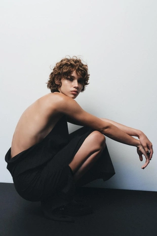 Платье миди из струящейся ткани со сборками- Заказать в России