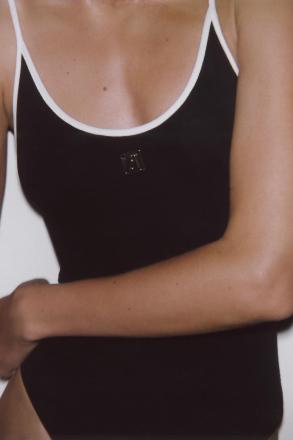 БОДИ С БРОШЬЮ ZARA