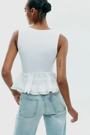 Топ с бретелями и баской- Заказать в России