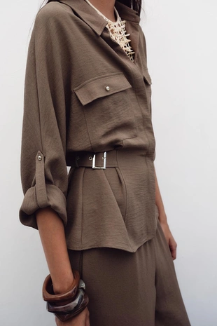 Рубашка сафари с боковыми пряжками- Заказать в России