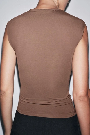 Топ из полиамида с кружевом- Заказать в России