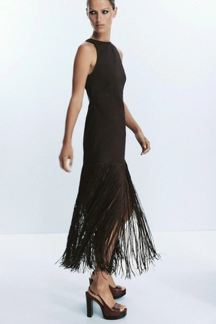 Приталенное платье с бахромой- Заказать в России