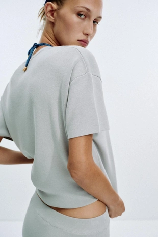 Однотонный топ оверсайз- Заказать в России