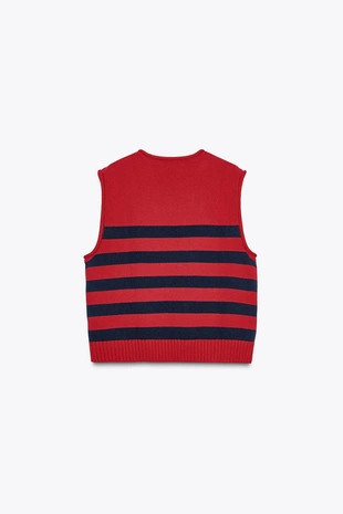 Трикотажный жилет с боковыми пуговицами- Заказать в России