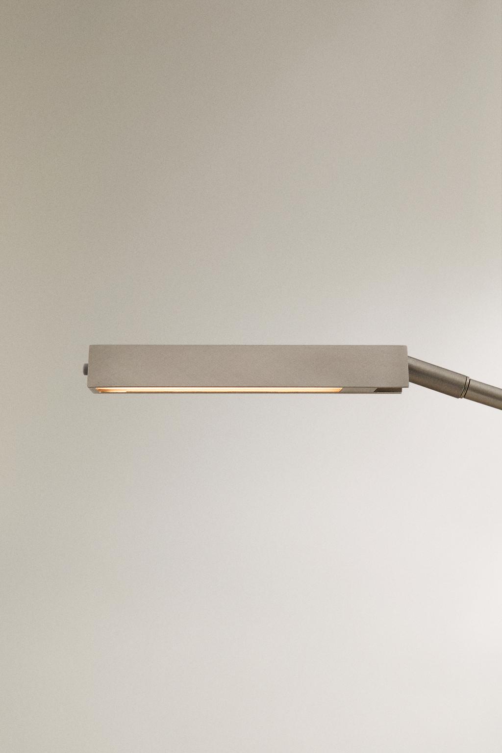 Напольная лампа metal led