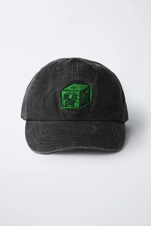 Кепка с эффектом потертости и вышивкой MINECRAFT © MOJANG AB. ™- Заказать в России