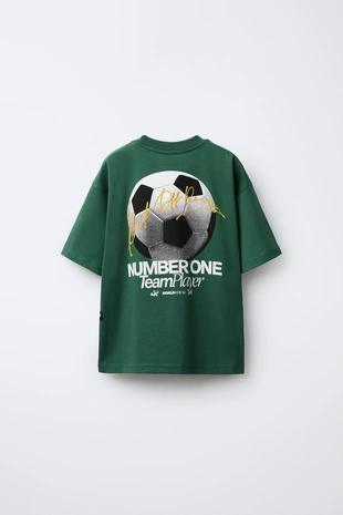 Футболка с футбольным принтом- Заказать в России