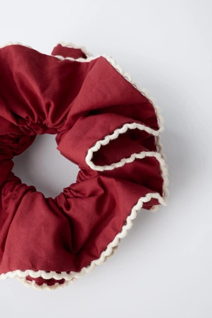 Резинка для волос с яркой контрастной отделкой- Заказать в России