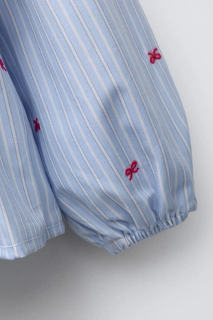 Рубашка с вышивкой «банты» и трикотажный жилет- Заказать в России