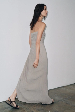 Плиссированное платье без бретелей- Заказать в России