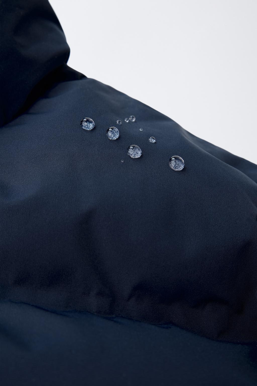 СТЕГАНОЕ ПАЛЬТО С НАШИВКОЙ WATER REPELLENT
