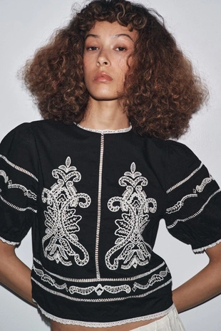 Блуза с контрастной вышивкой — ZW COLLECTION- Заказать в России