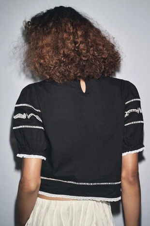 Блуза с контрастной вышивкой — ZW COLLECTION- Заказать в России